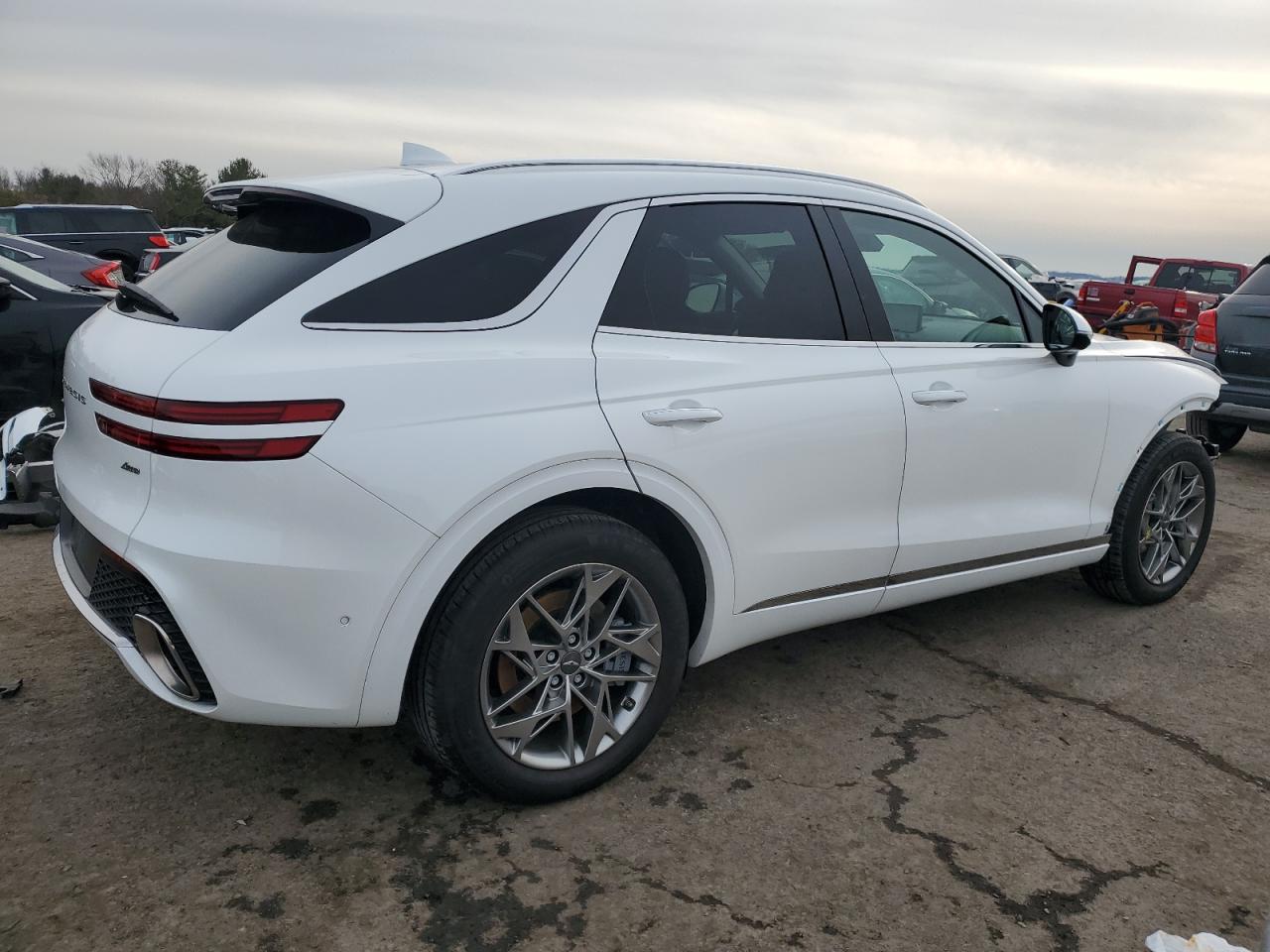 2023 Genesis GV70 - Image 3