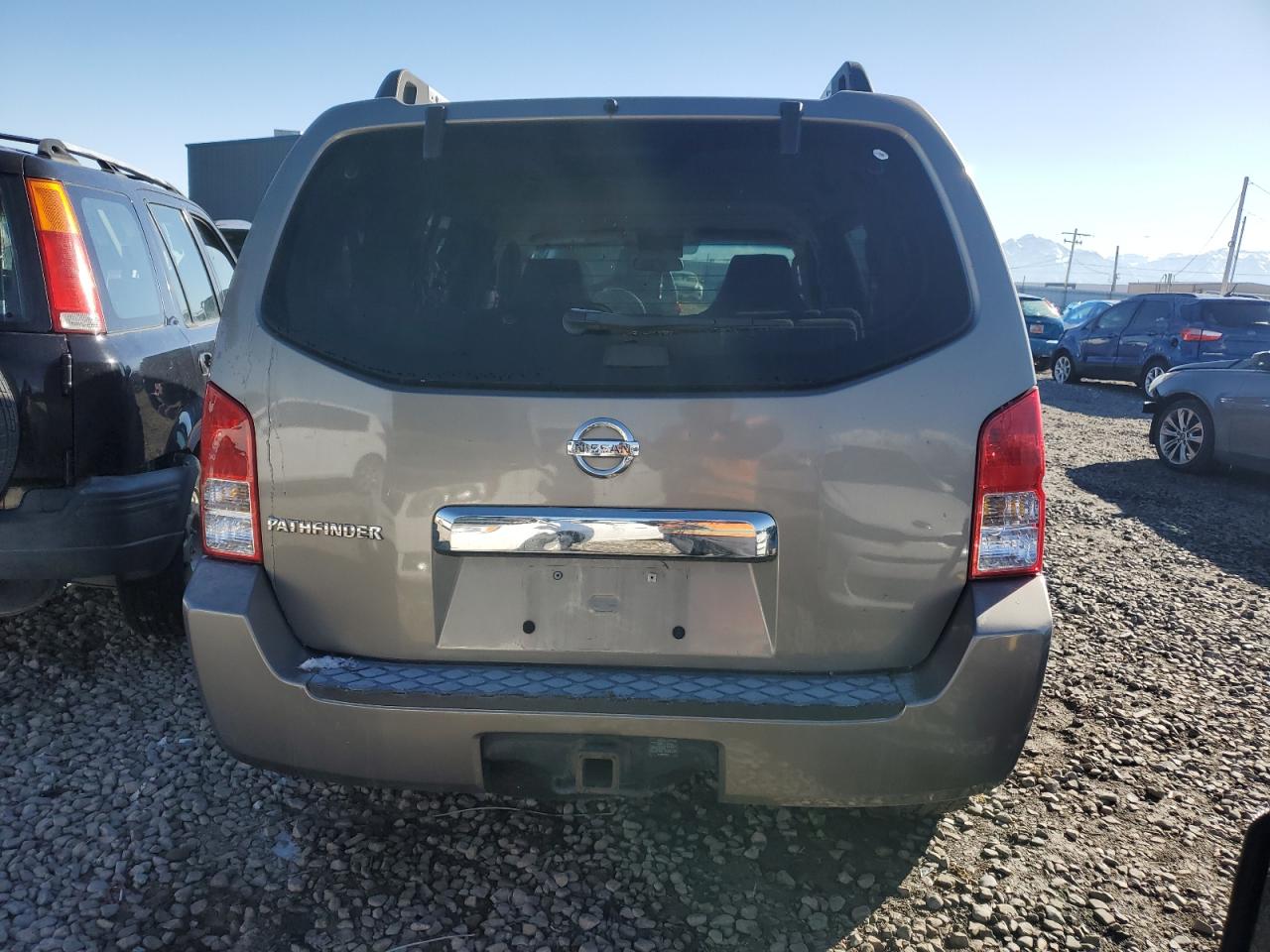 2005 Nissan Pathfinder - Image 6