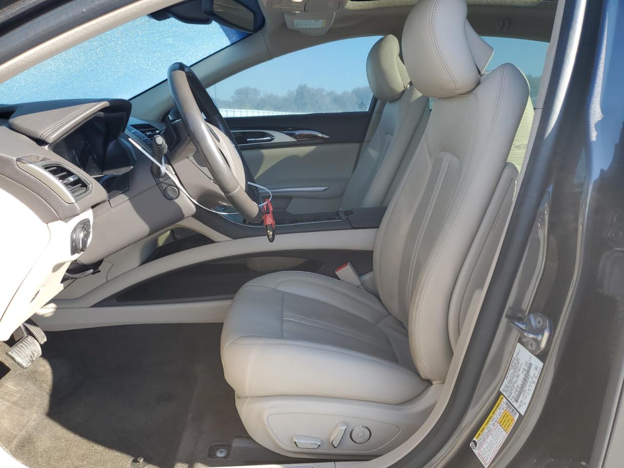2016 Lincoln MKZ - Image 7