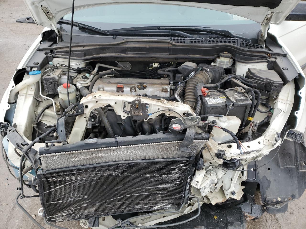 2010 Honda CR-V - Image 14