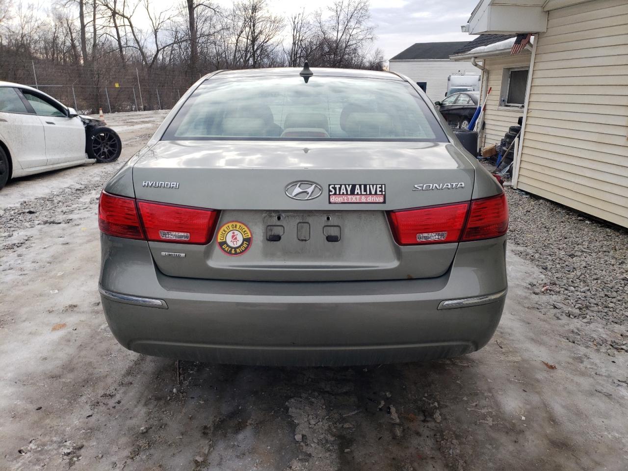 2009 Hyundai Sonata - Image 6