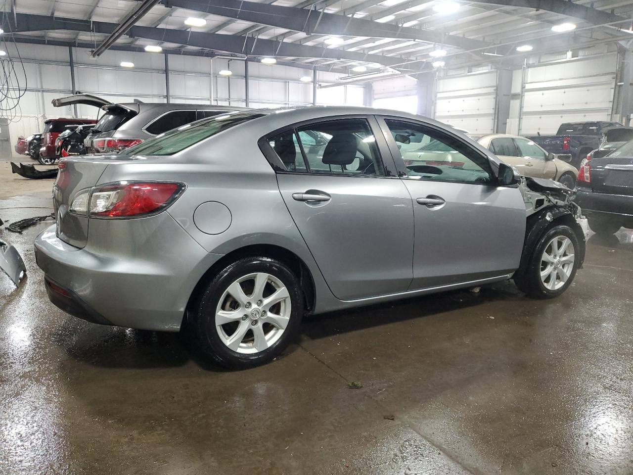 2010 Mazda 3 - Image 3