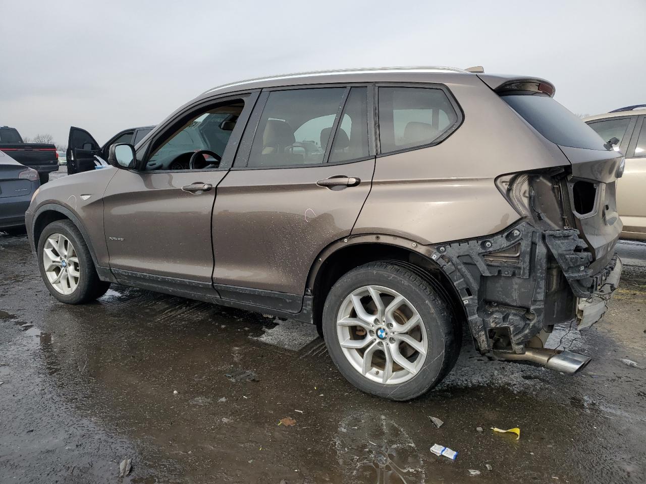 2011 BMW X3 - Image 2