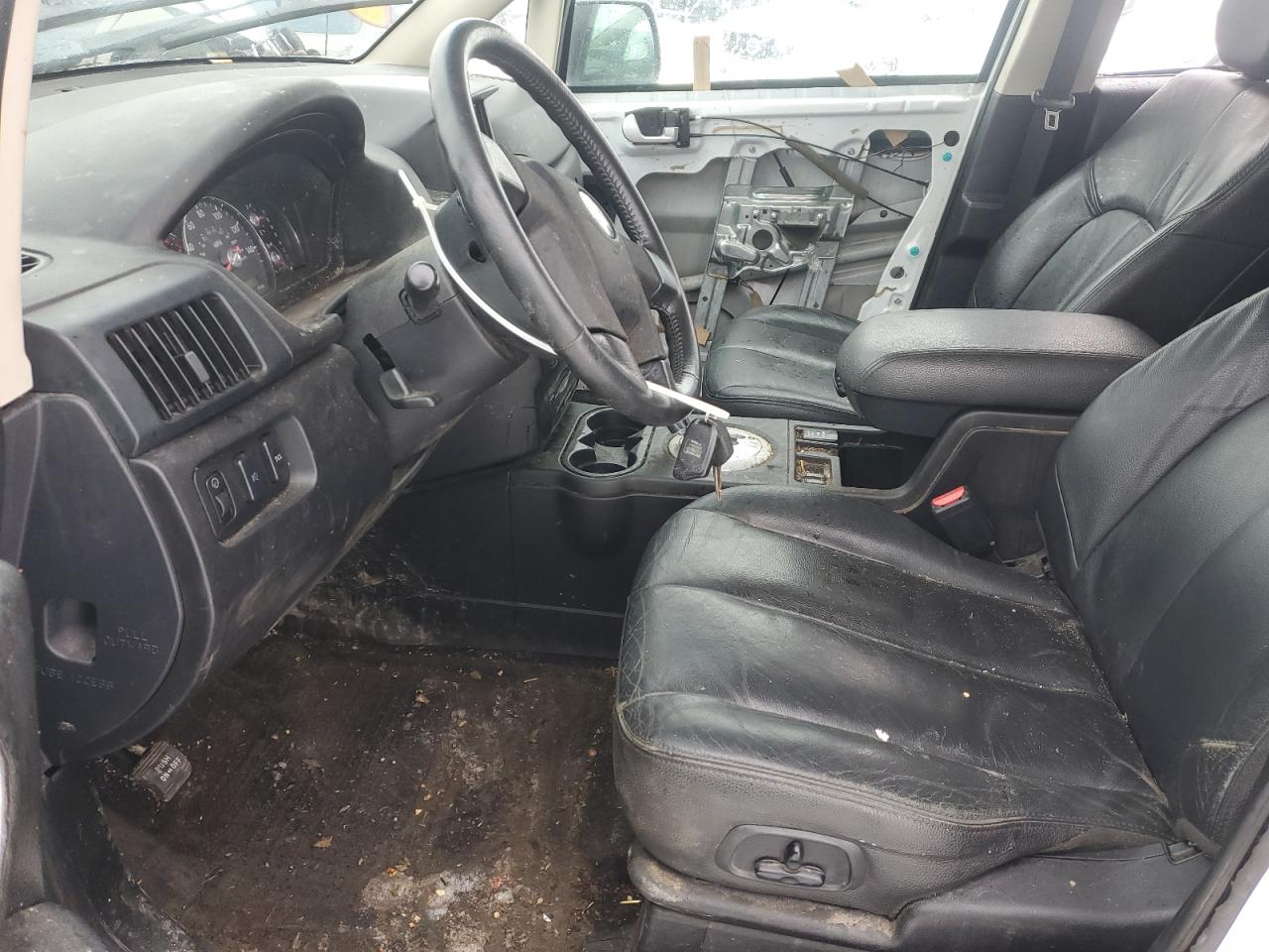 2011 Mitsubishi Endeavor - Image 7