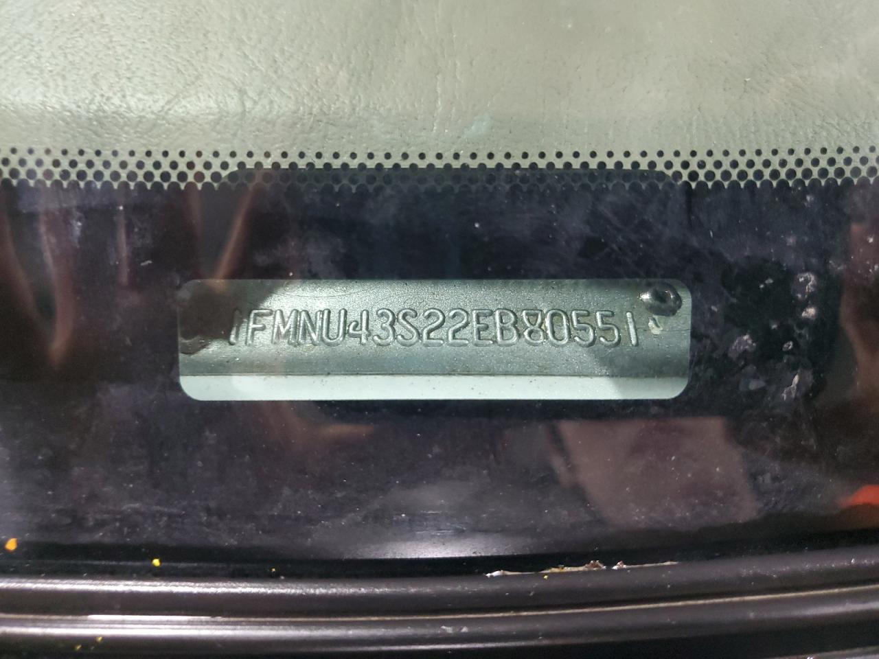 2002 Ford Excursion - Image 13