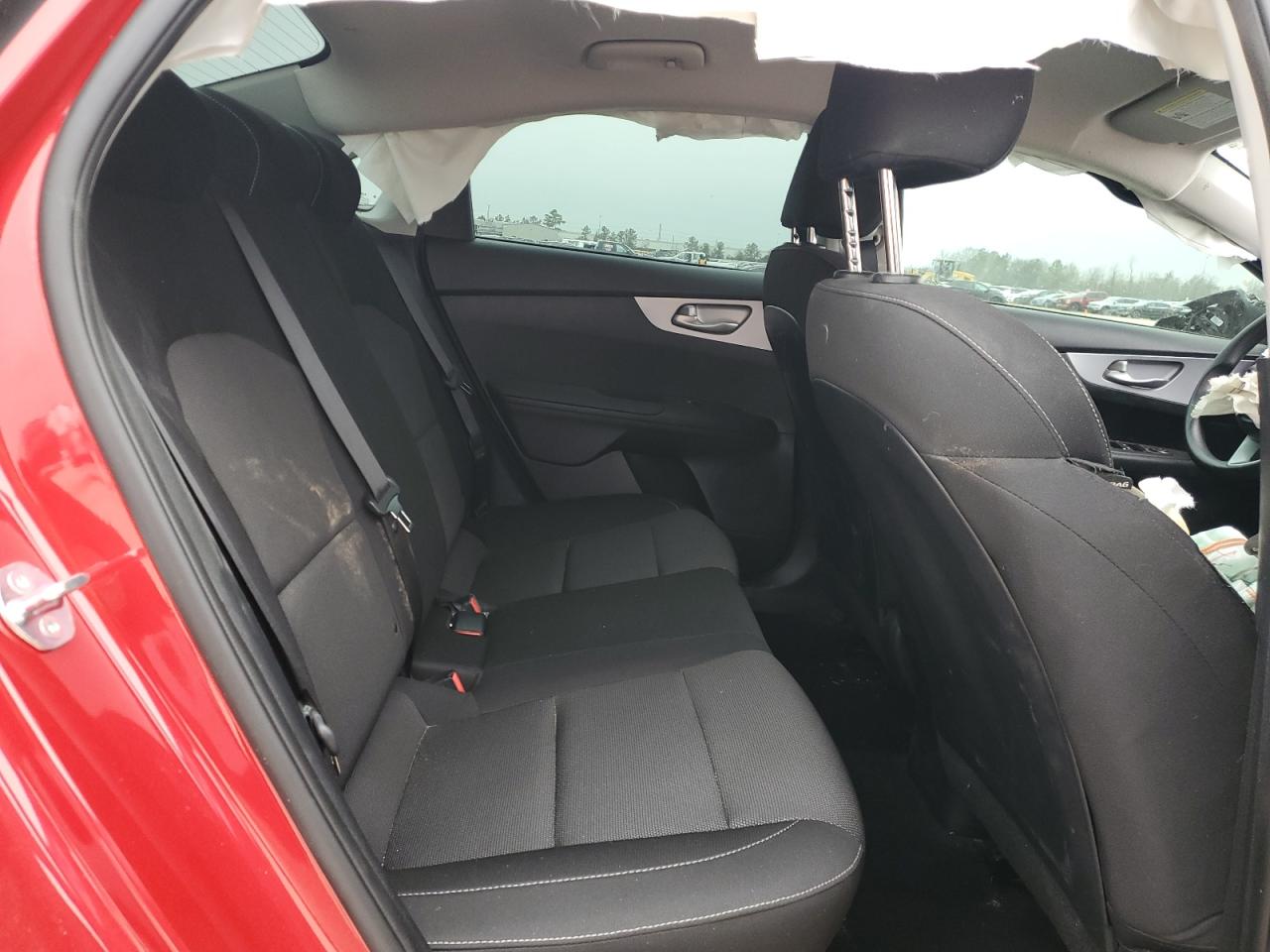 2024 Kia Forte - Image 10