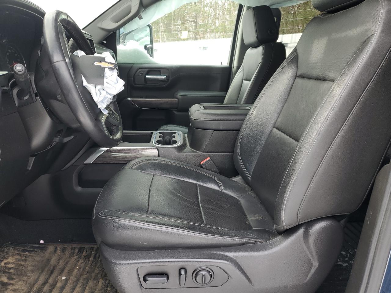 2020 Chevrolet Silverado - Image 7