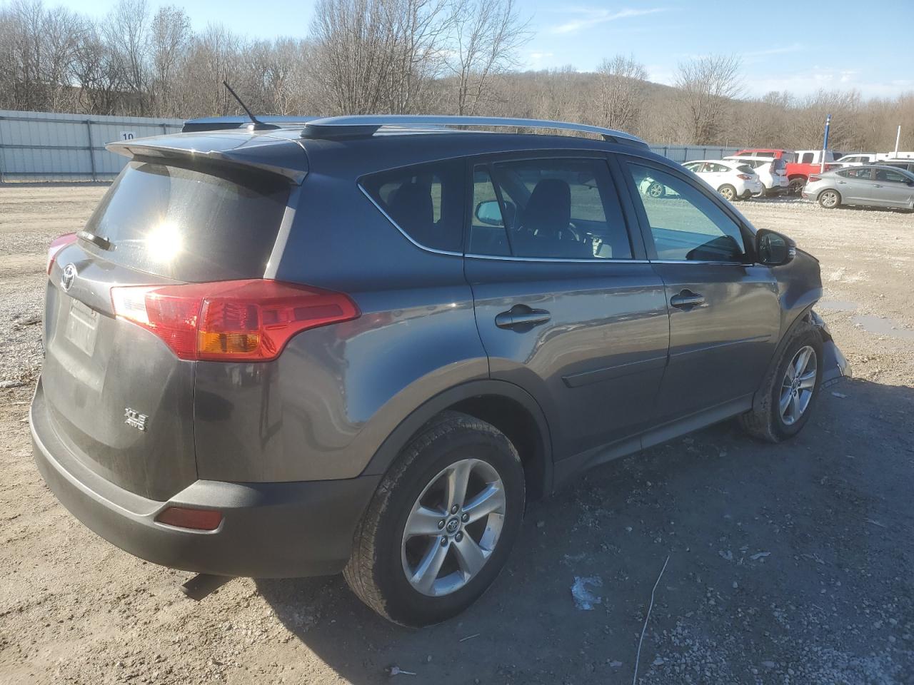 2015 Toyota RAV 4 - Image 3