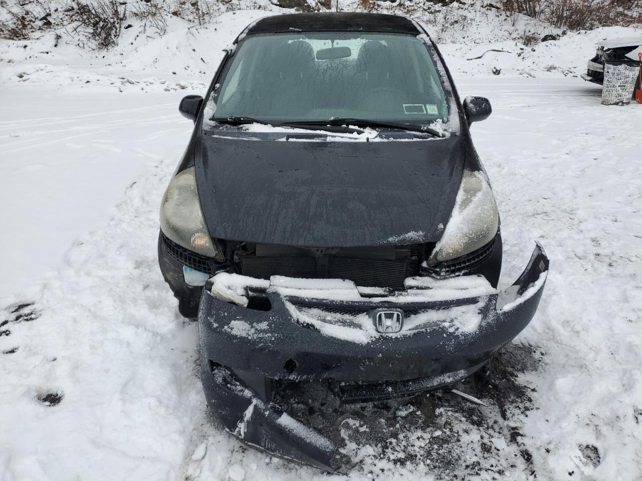 2007 Honda Fit - Image 5