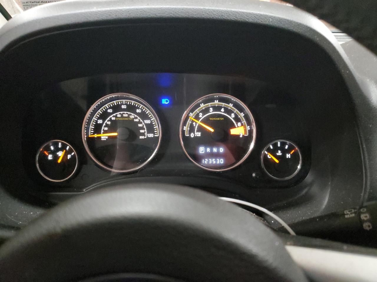 2016 Jeep Compass - Image 9