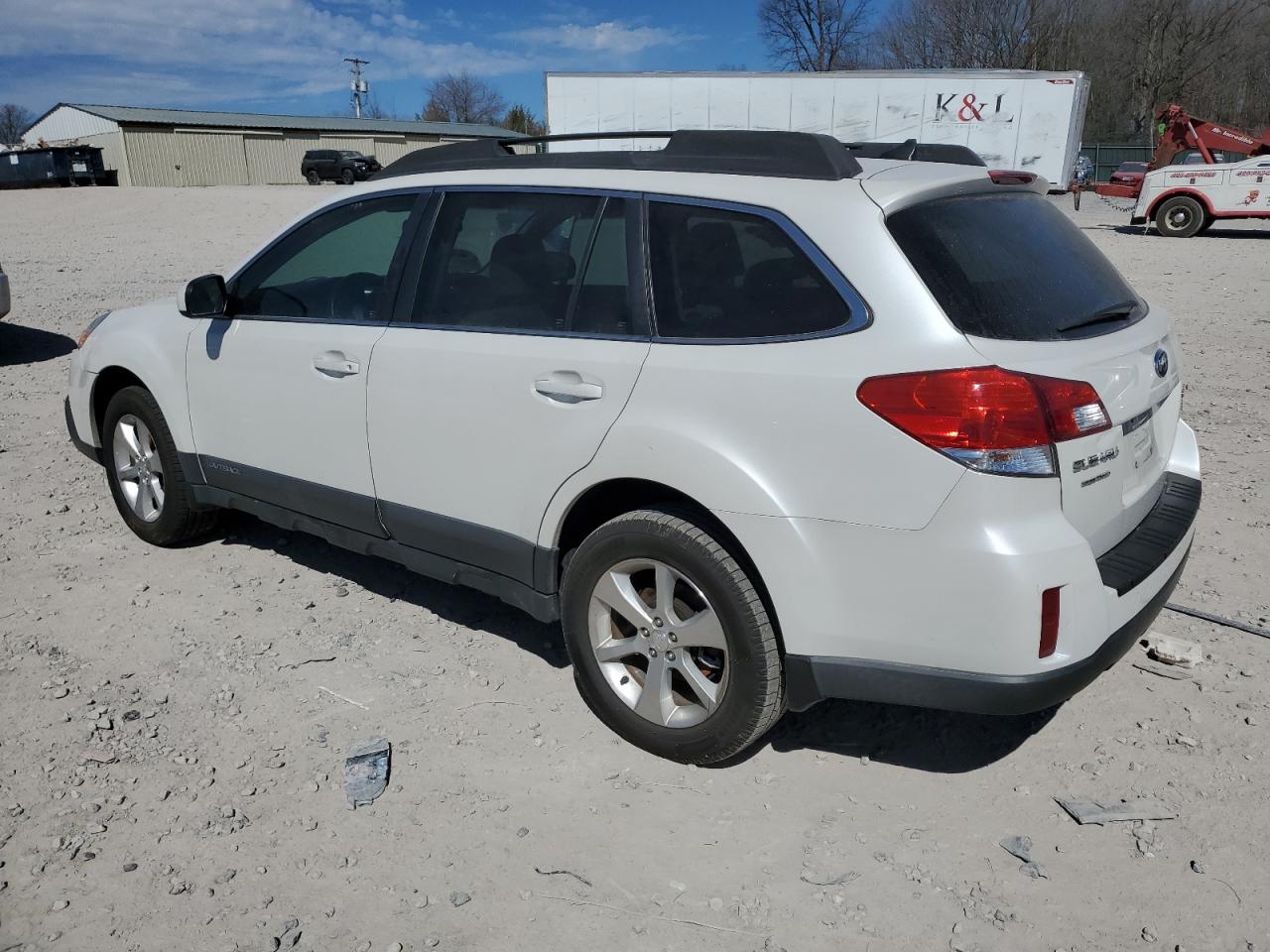 2013 Subaru Outback - Image 2