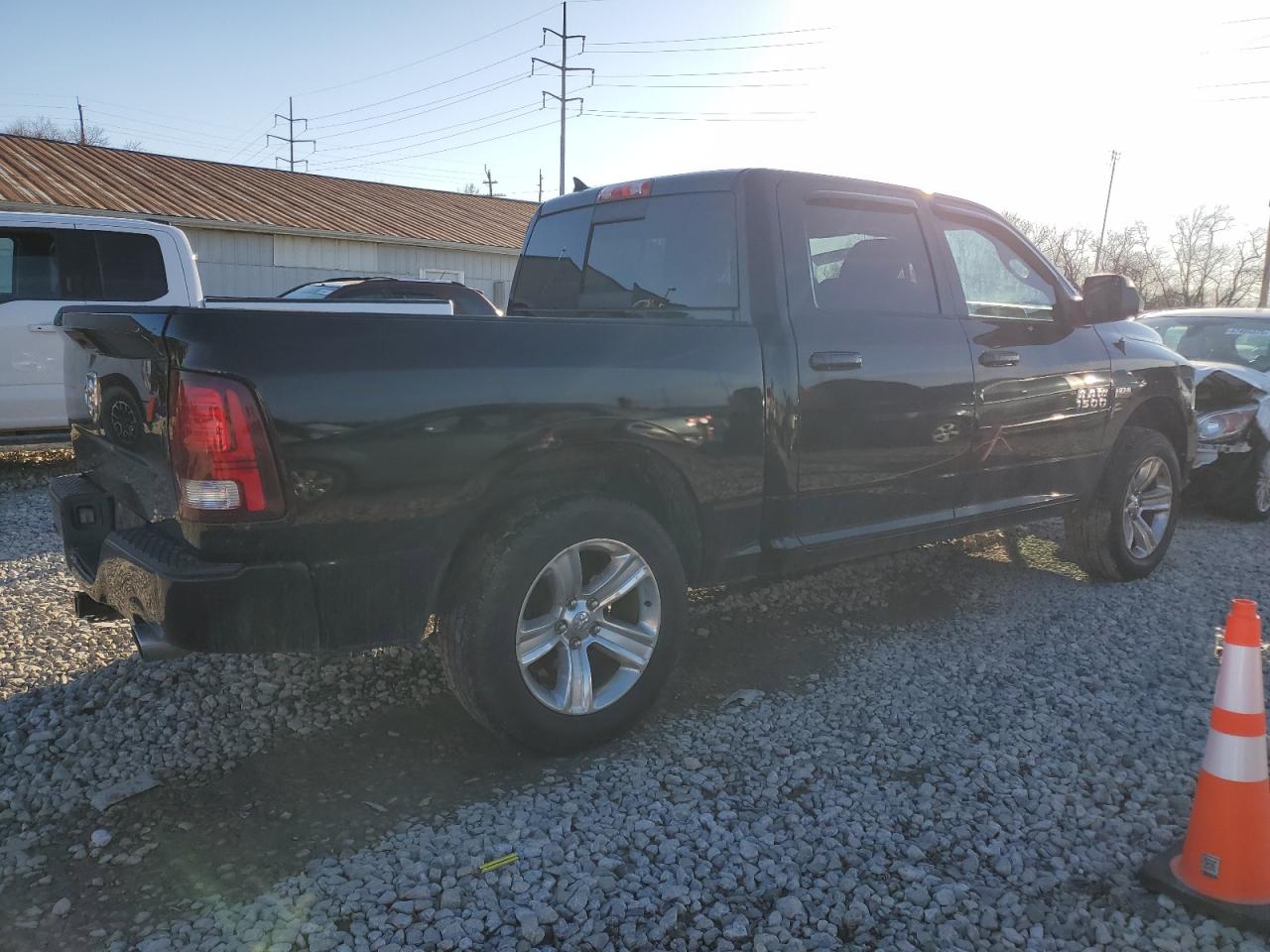 2014 RAM 1500 - Image 3