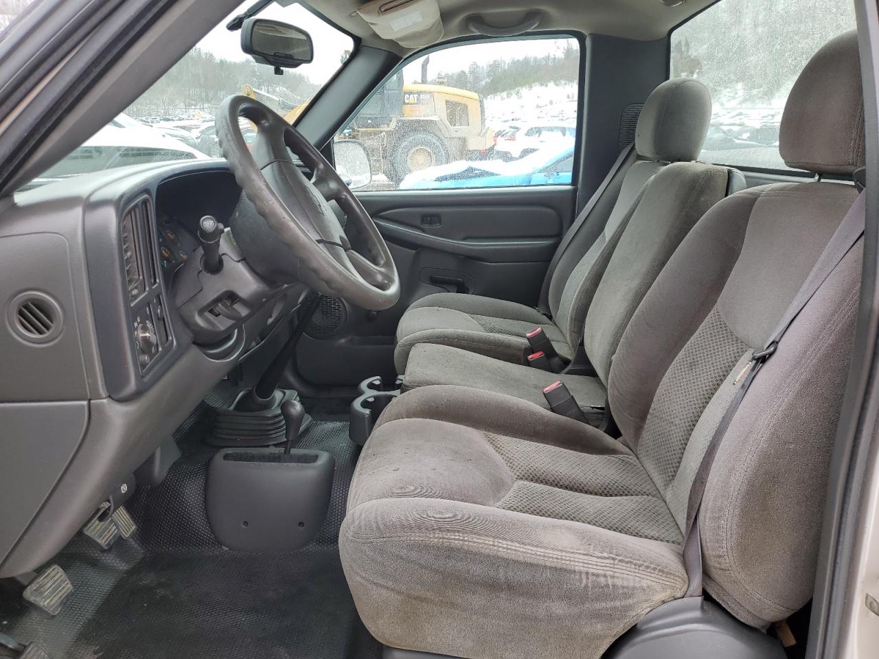 2006 Chevrolet Silverado - Image 7