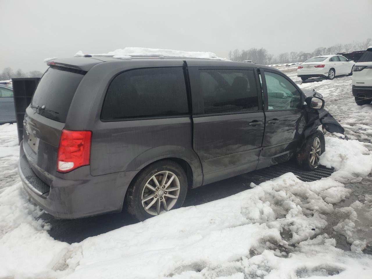 2014 Dodge Caravan - Image 3