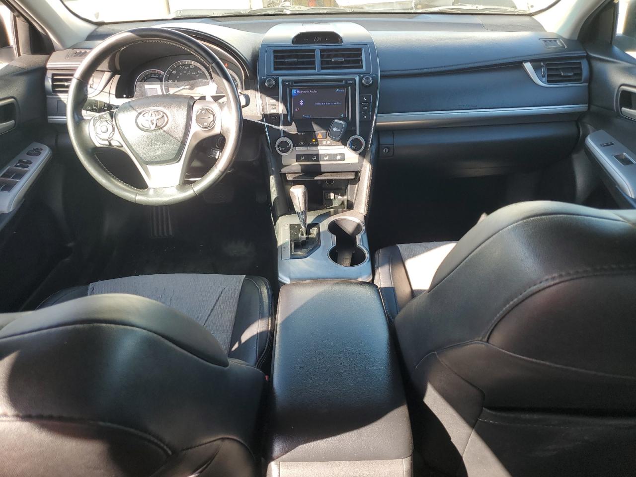 2013 Toyota Camry - Image 8