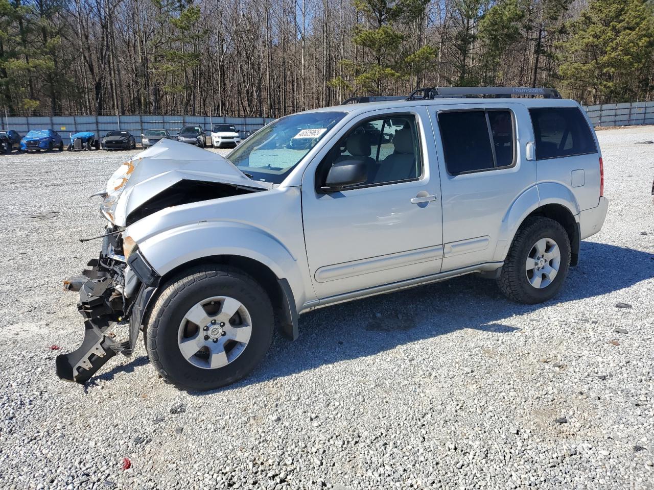 2005 Nissan Pathfinder - Image 1