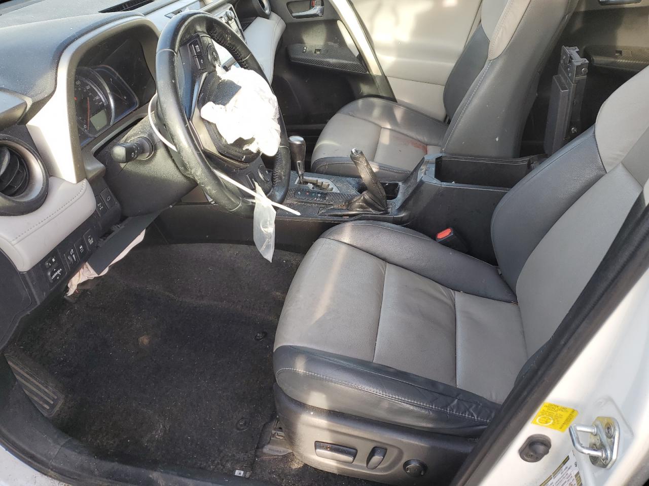 2013 Toyota RAV 4 - Image 7