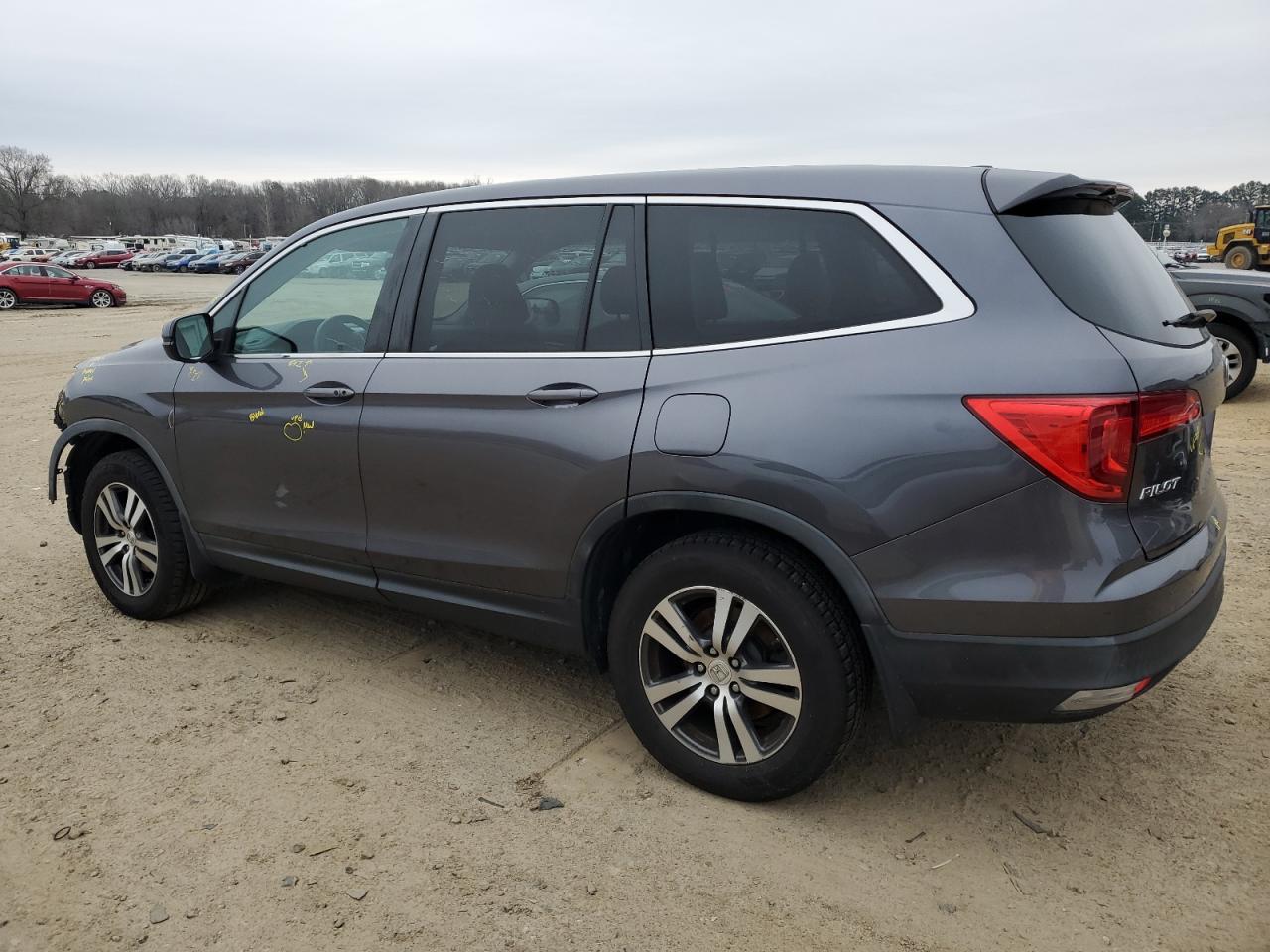 2017 Honda Pilot - Image 2