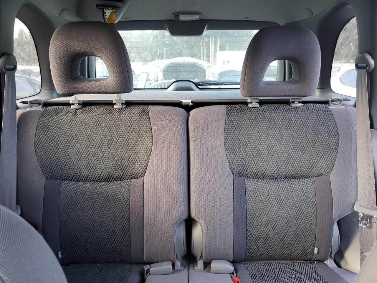 2003 Toyota RAV 4 - Image 10