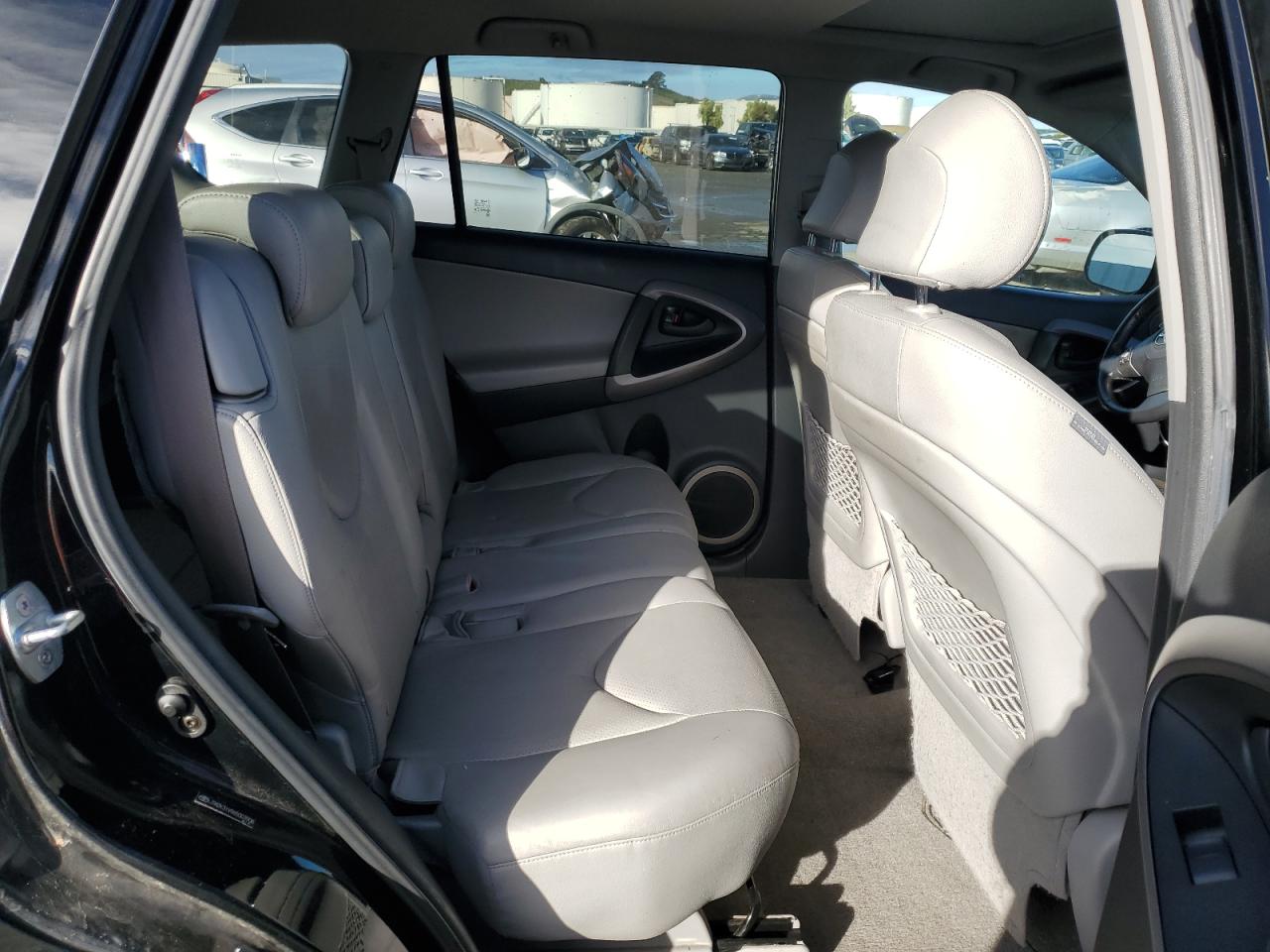 2006 Toyota RAV 4 - Image 11