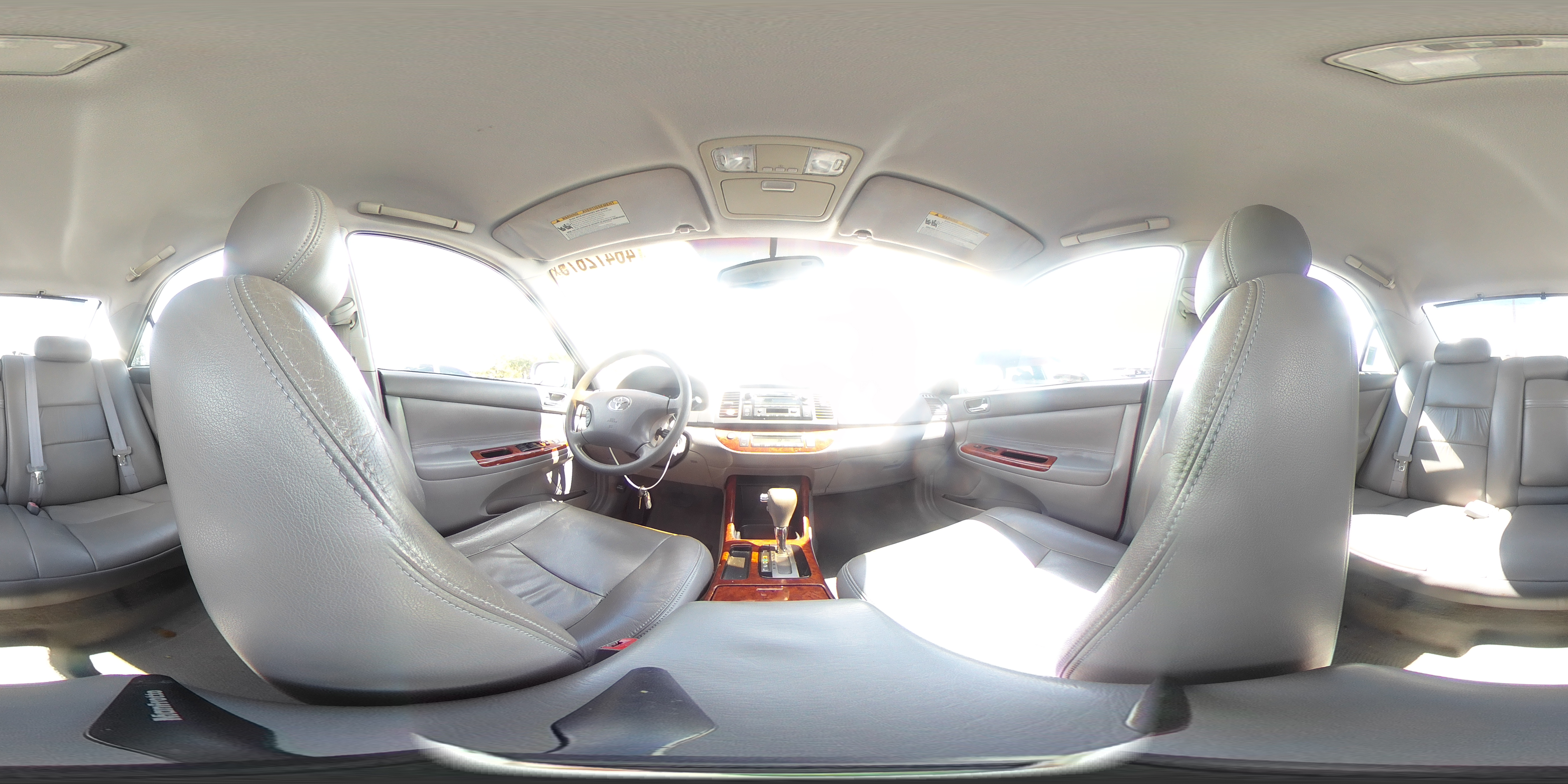 2004 Toyota Camry - Image 13