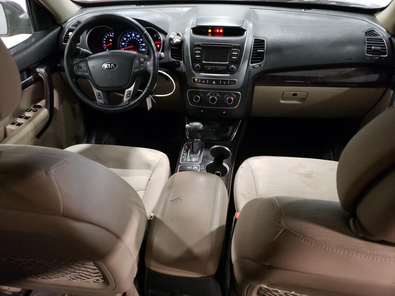 2014 Kia Sorento - Image 8