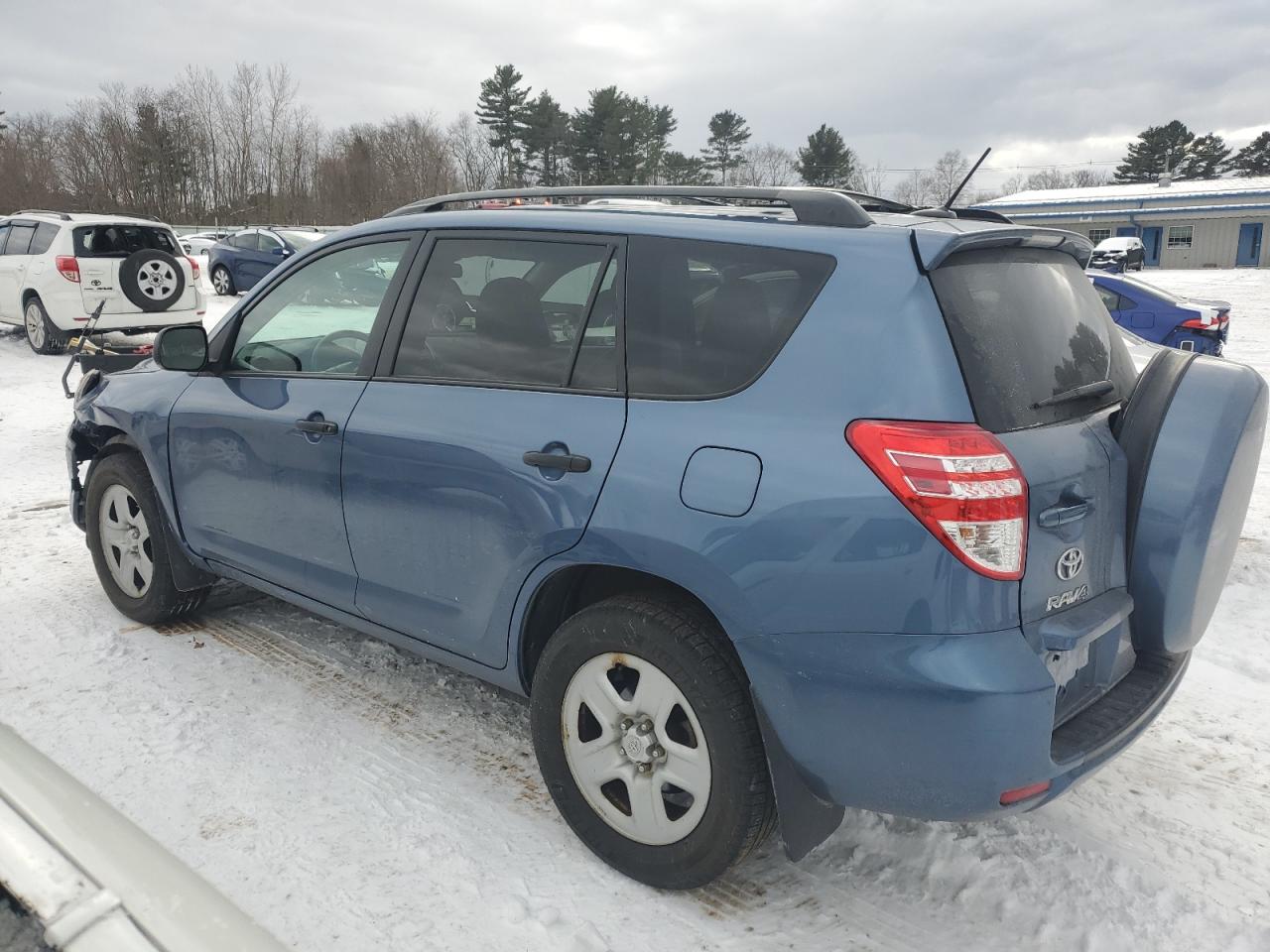 2012 Toyota RAV 4 - Image 2