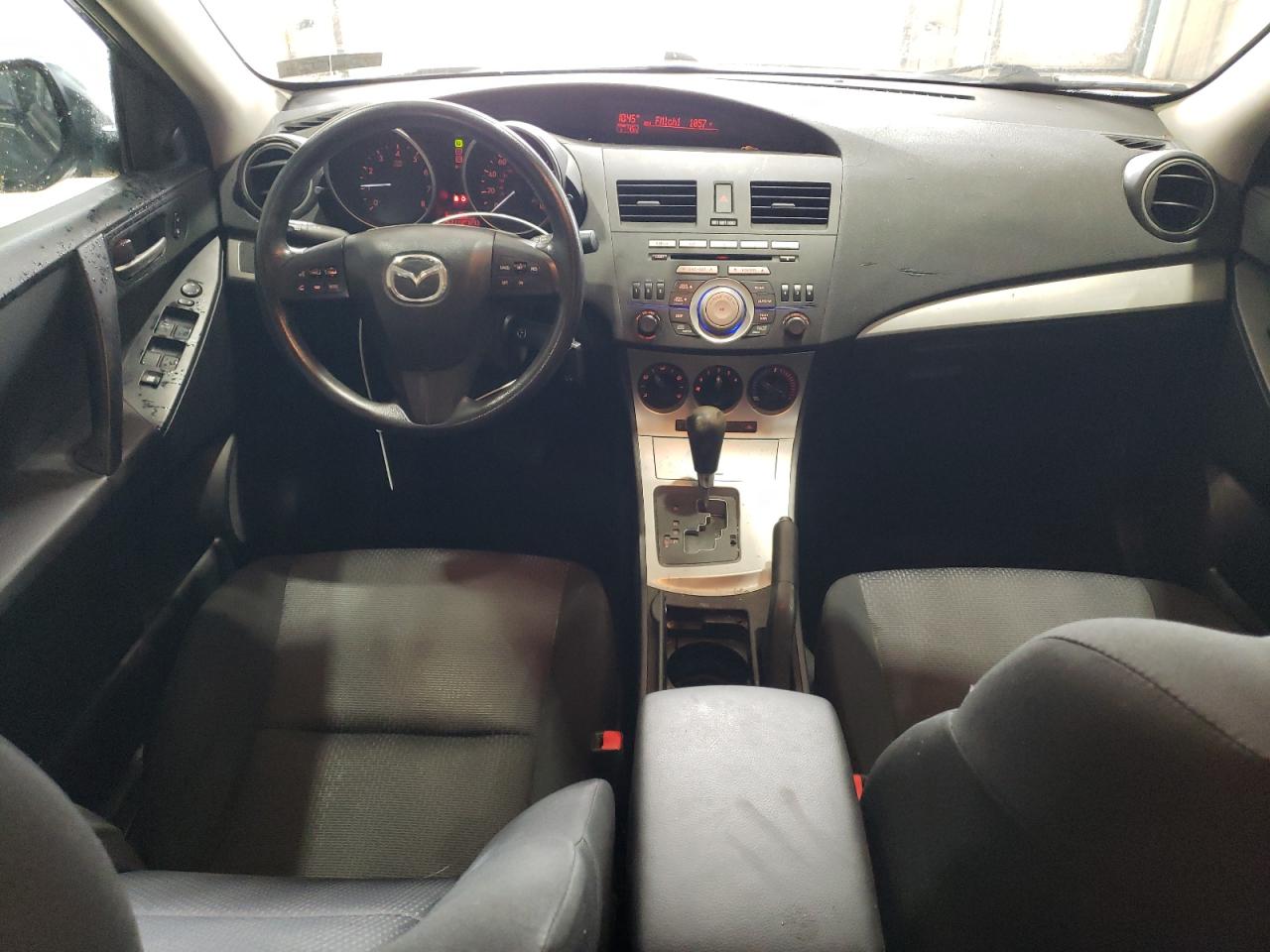 2010 Mazda 3 - Image 8