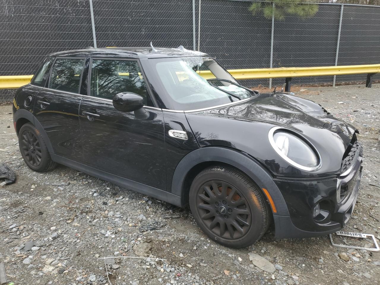 2020 MINI Cooper - Image 4