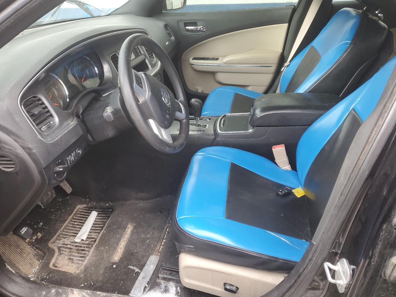 2011 Dodge Charger - Image 7