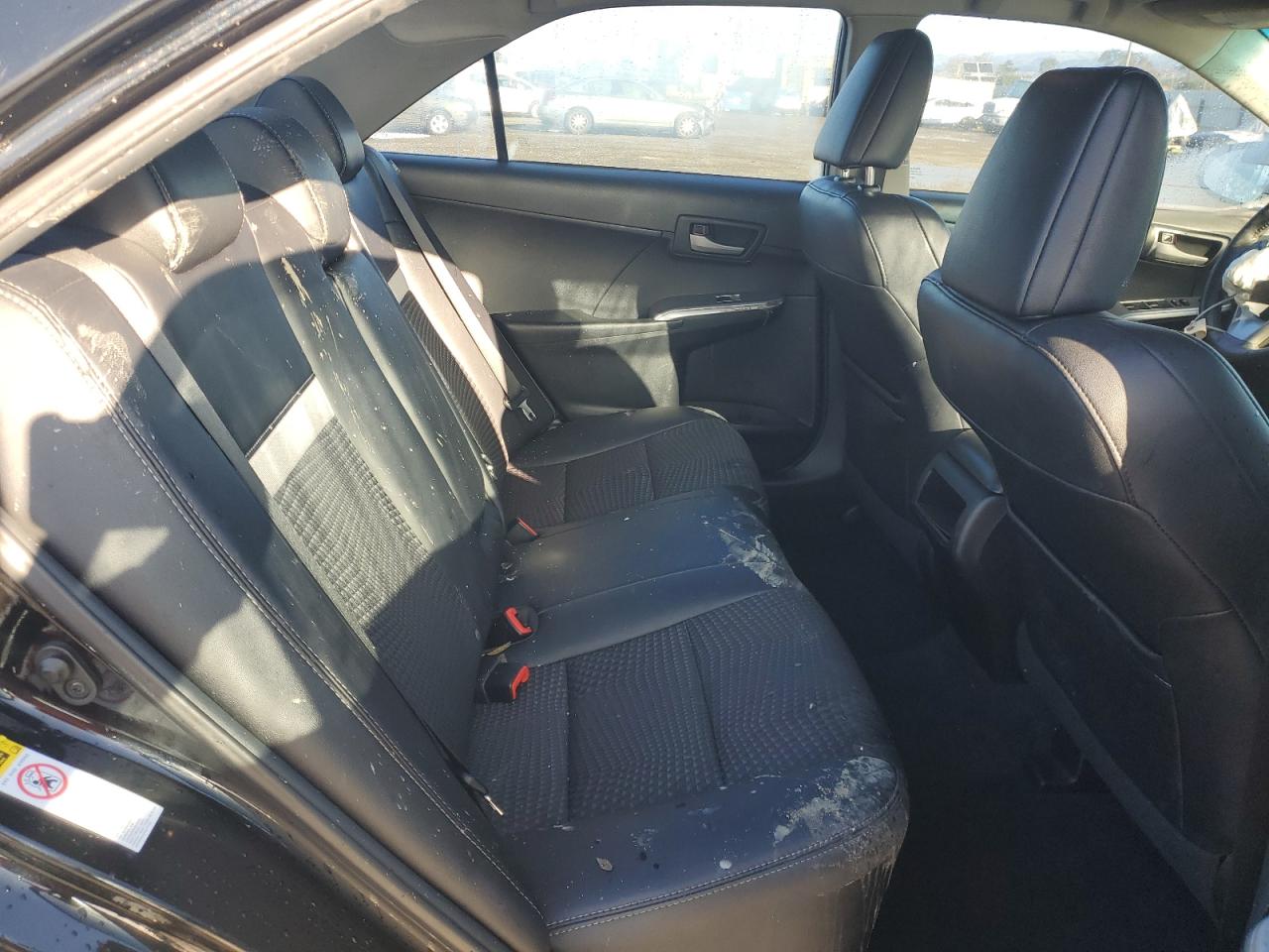 2014 Toyota Camry - Image 10