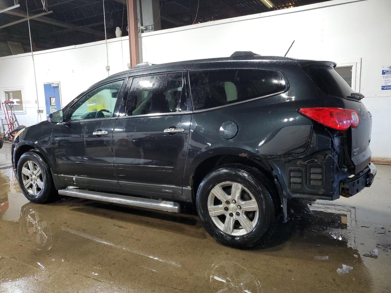 2011 Chevrolet Traverse - Image 2