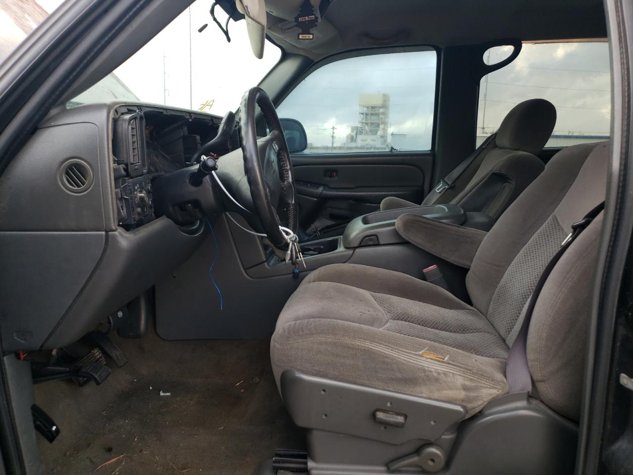 2007 Chevrolet Silverado - Image 7