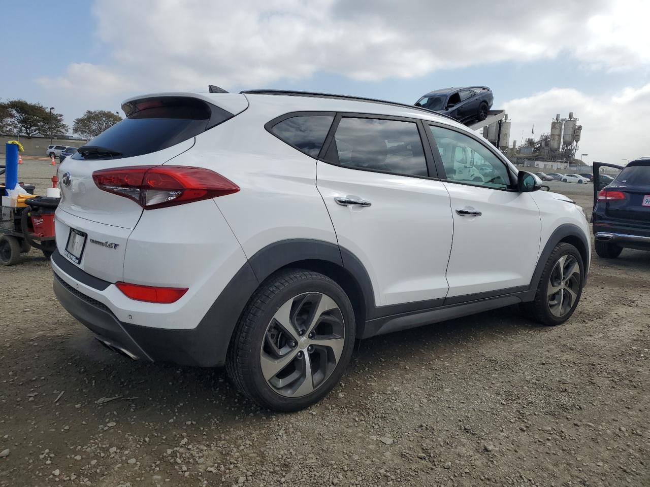 2016 Hyundai Tucson - Image 3