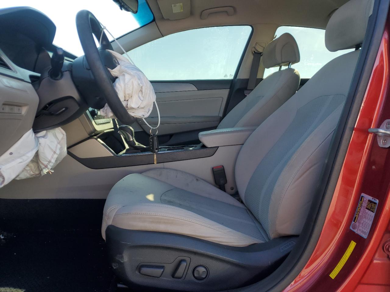 2015 Hyundai Sonata - Image 7