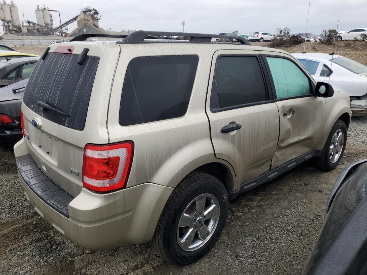 2010 Ford Escape - Image 3