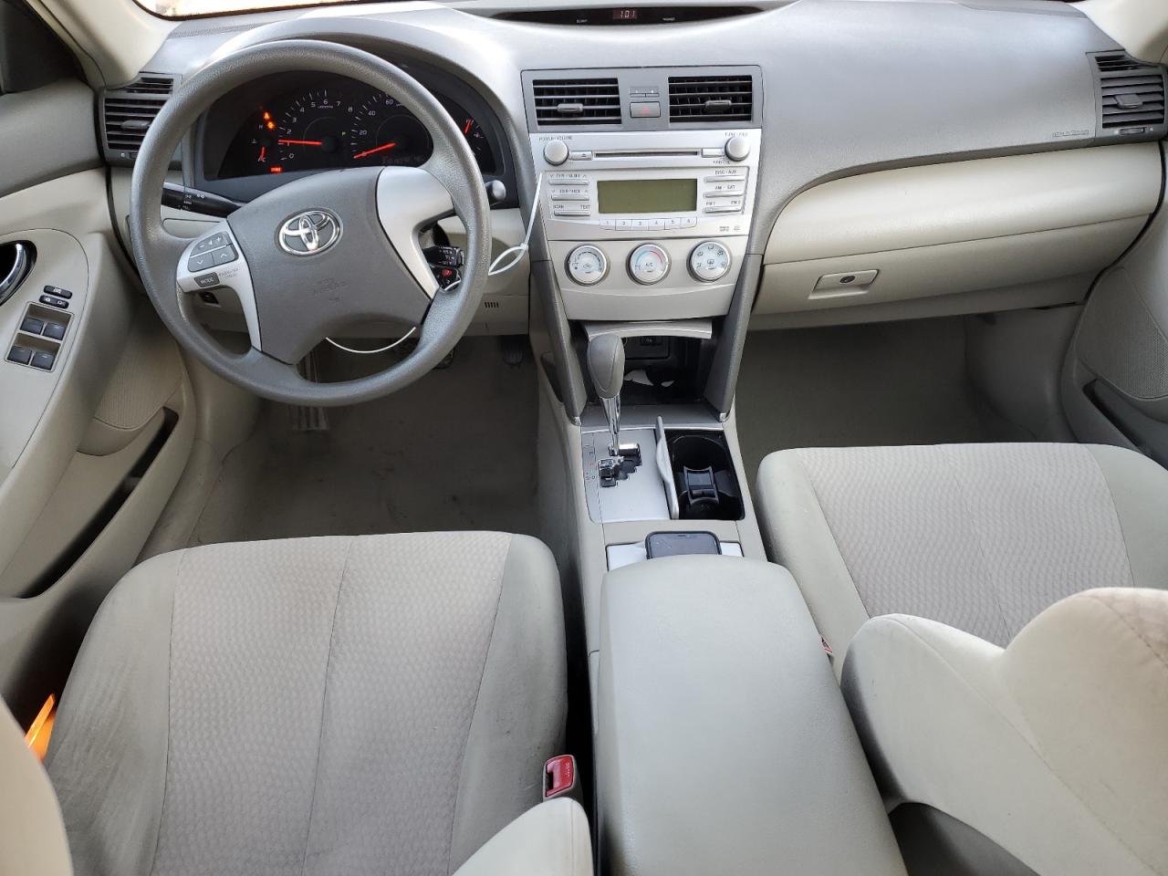 2010 Toyota Camry - Image 8