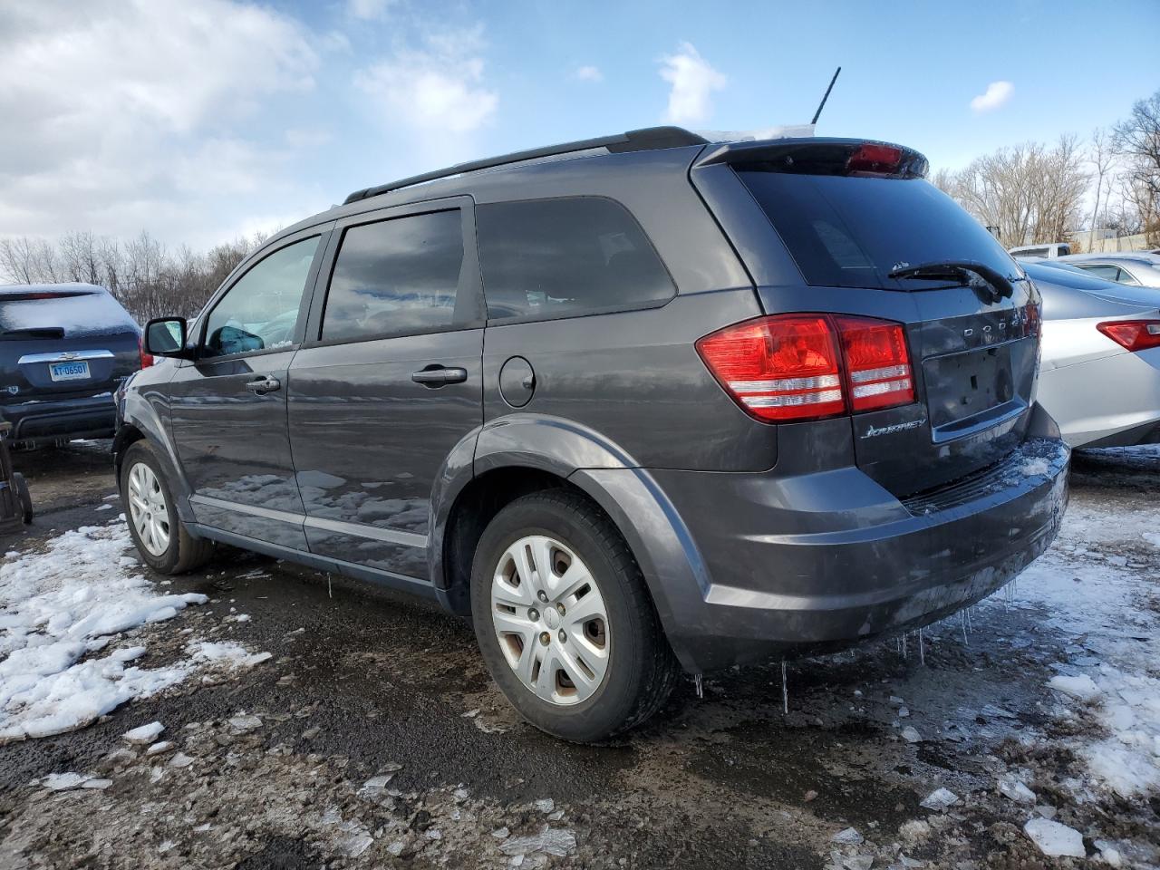 2017 Dodge Journey - Image 2