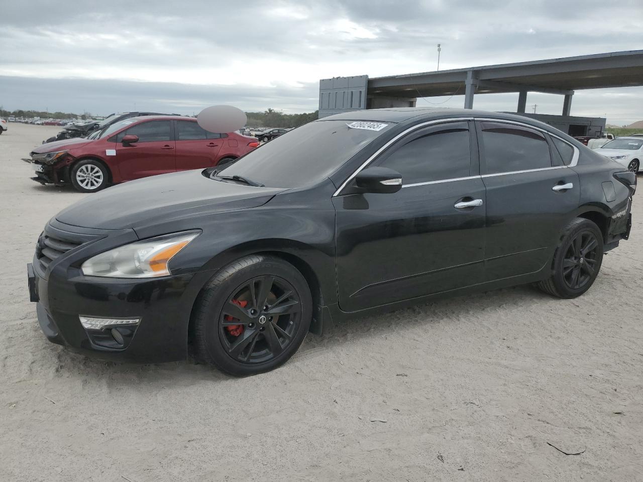 2015 Nissan Altima - Image 1