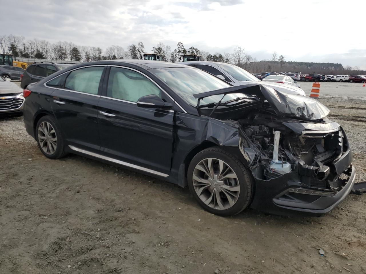 2015 Hyundai Sonata - Image 4