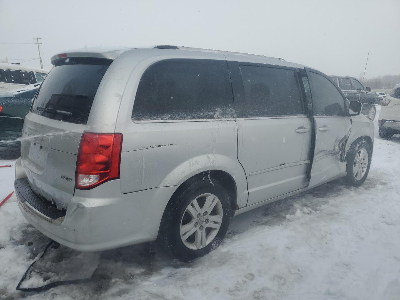 2012 Dodge Caravan - Image 3