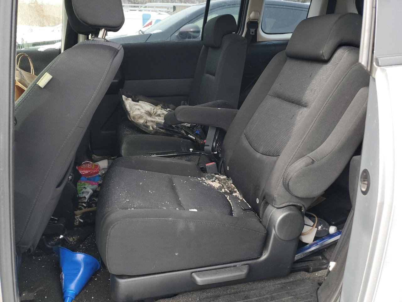 2010 Mazda 5 - Image 11