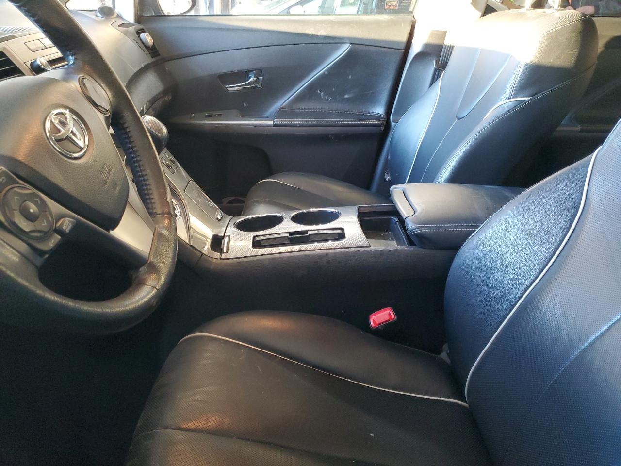 2013 Toyota Venza - Image 7