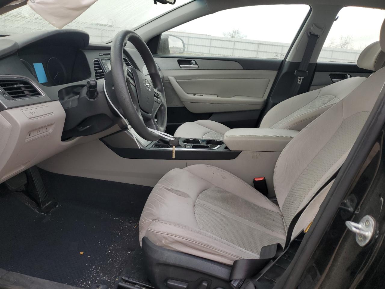 2015 Hyundai Sonata - Image 7