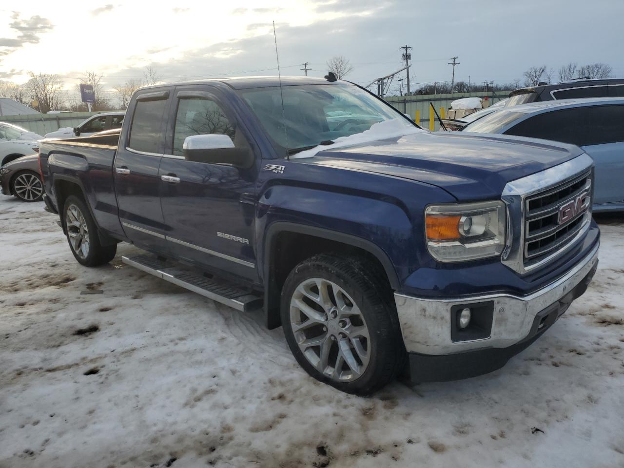 2014 GMC Sierra - Image 4