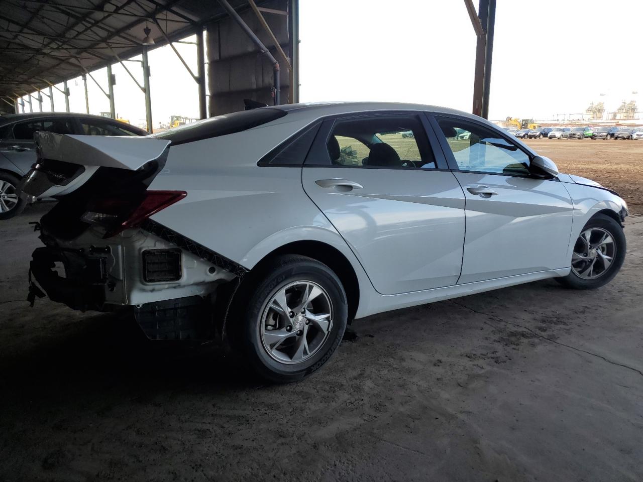 2021 Hyundai Elantra - Image 3