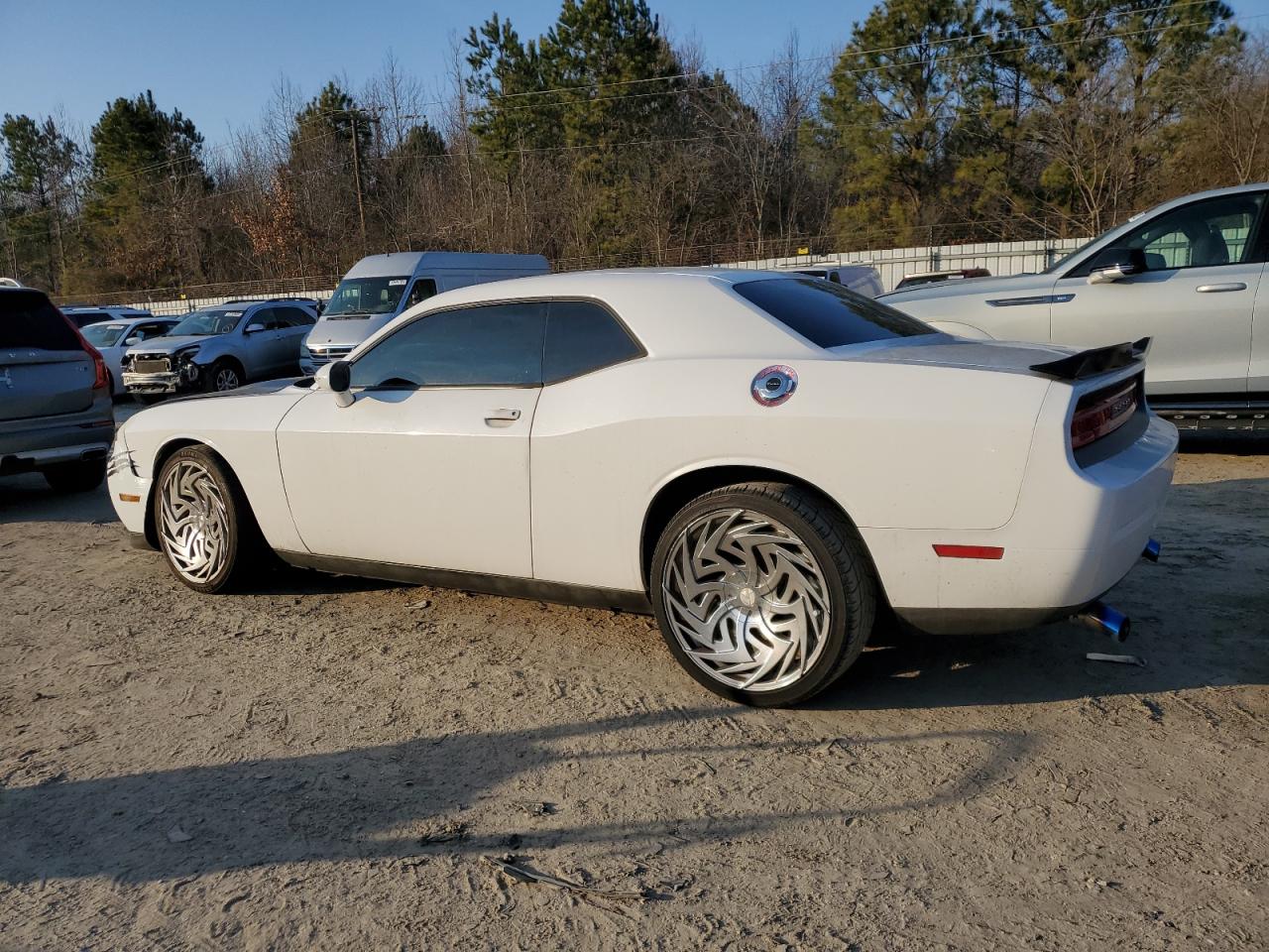 2013 Dodge Challenger - Image 2