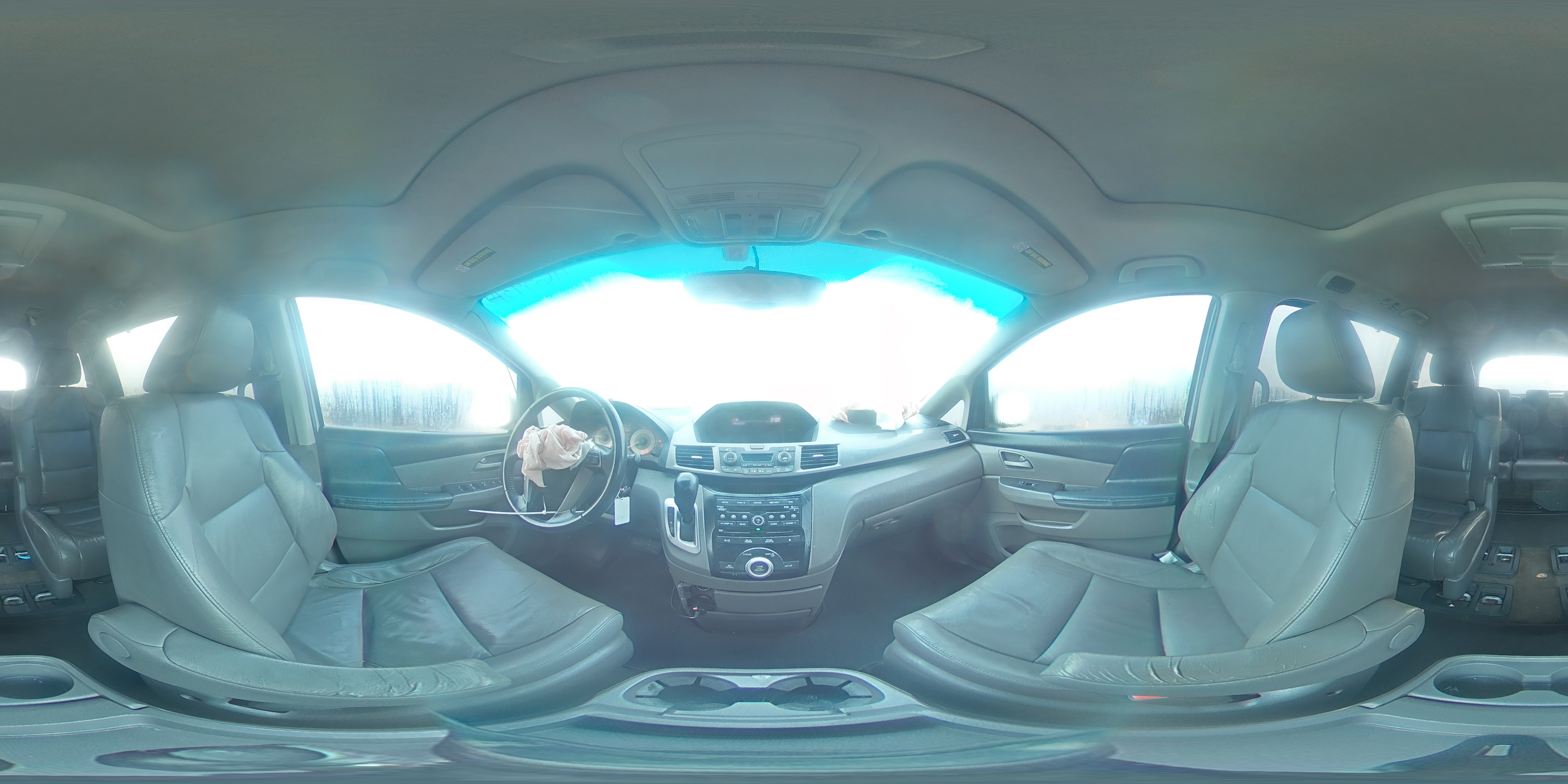 2011 Honda Odyssey - Image 14