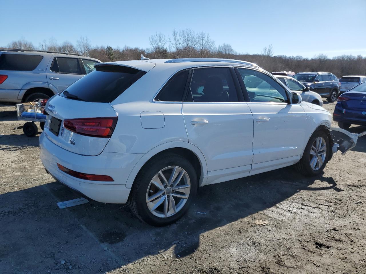 2016 Audi Q3 - Image 3