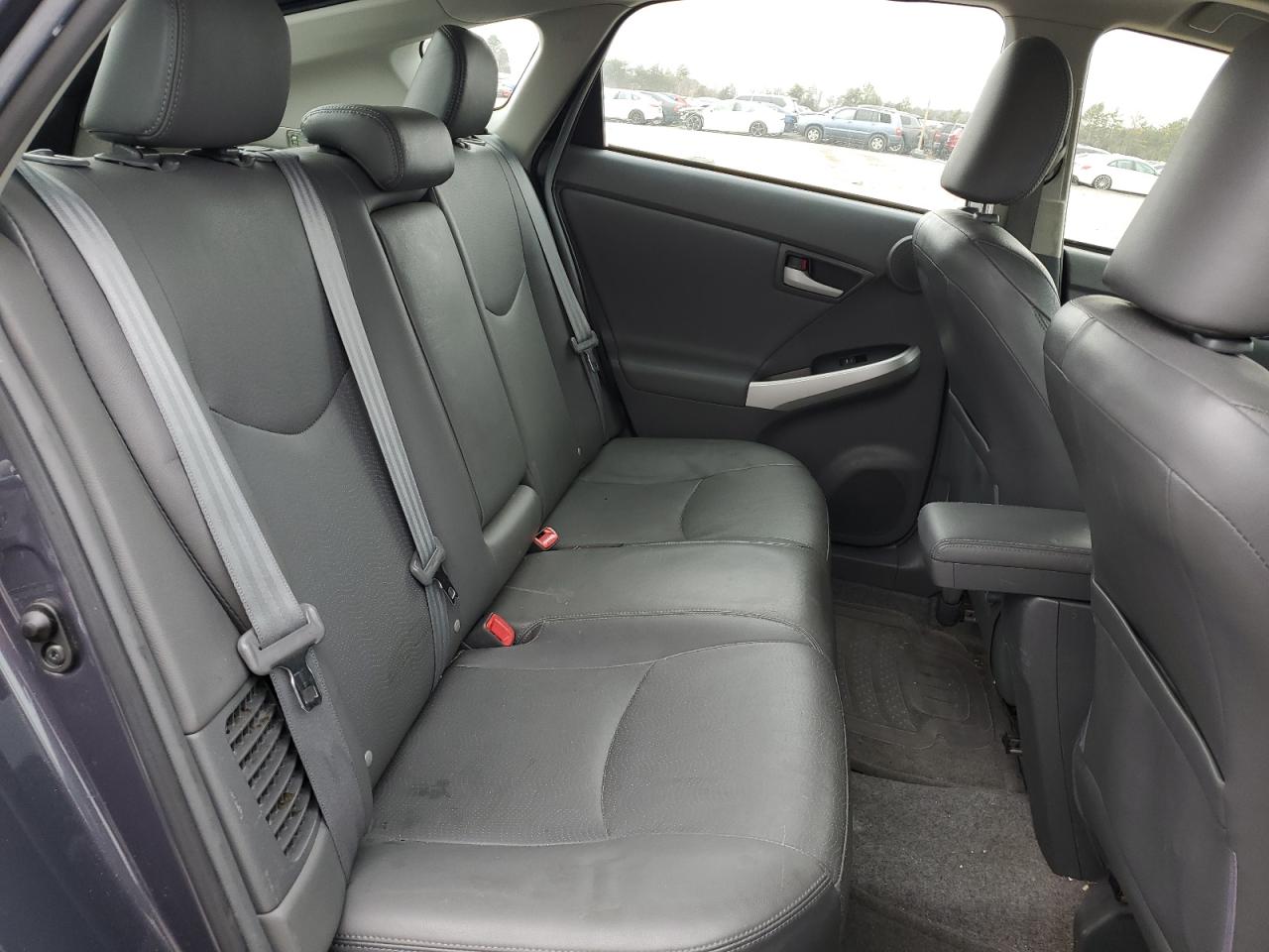 2010 Toyota Prius - Image 10